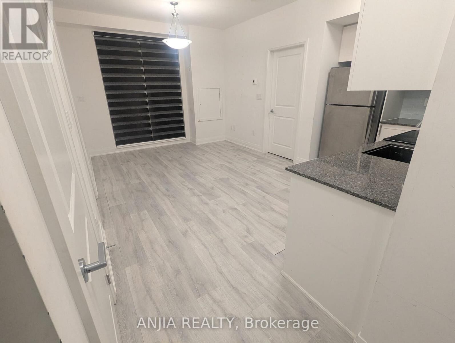 Property Photo:  9700 Ninth Line 506  ON L6B 1A8 
