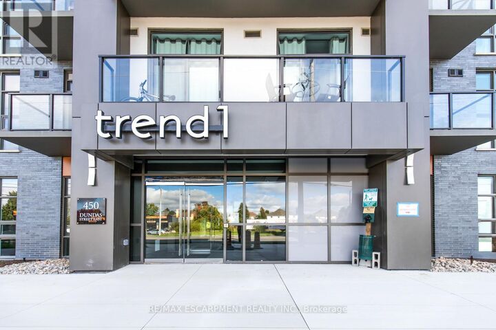 Property Photo:  450 Dundas Street East 1113  ON L8B 1Z2 
