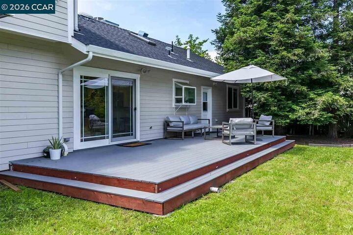 Property Photo:  2860 Buena Vista Ave  CA 94597 