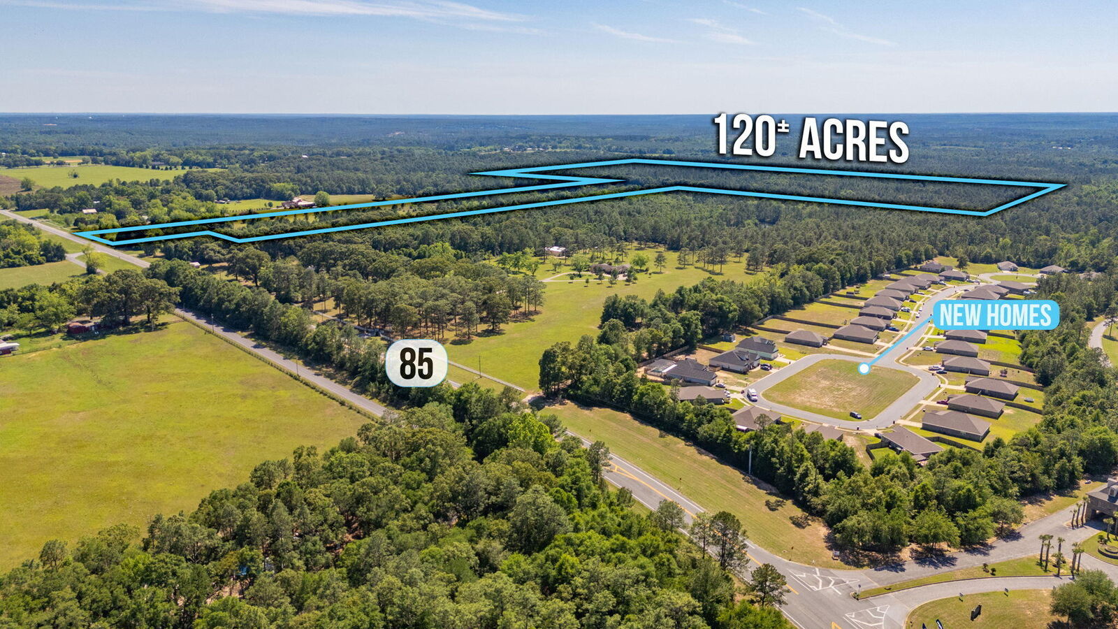 Property Photo: 6722 N Highway 85 FL 32567