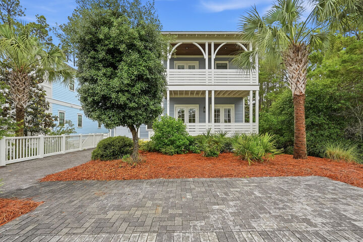 Property Photo:  431 Matts Way  FL 32459 