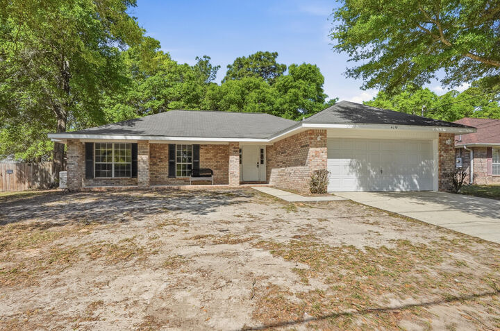 Property Photo: 4087 Audiss Road FL 32583