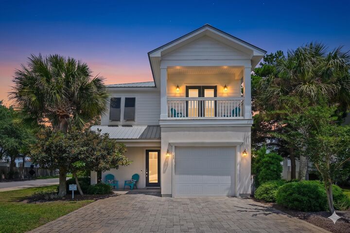 Property Photo:  143 Penelope Street  FL 32550 