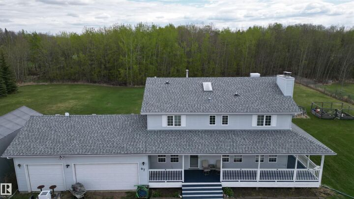 Property Photo:  51309 Rge Road 225 97  AB T8C 1H3 