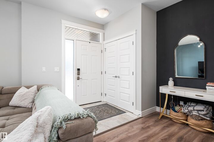 Property Photo:  1330 Enright Landing Landing NW  AB T6M 0Z4 
