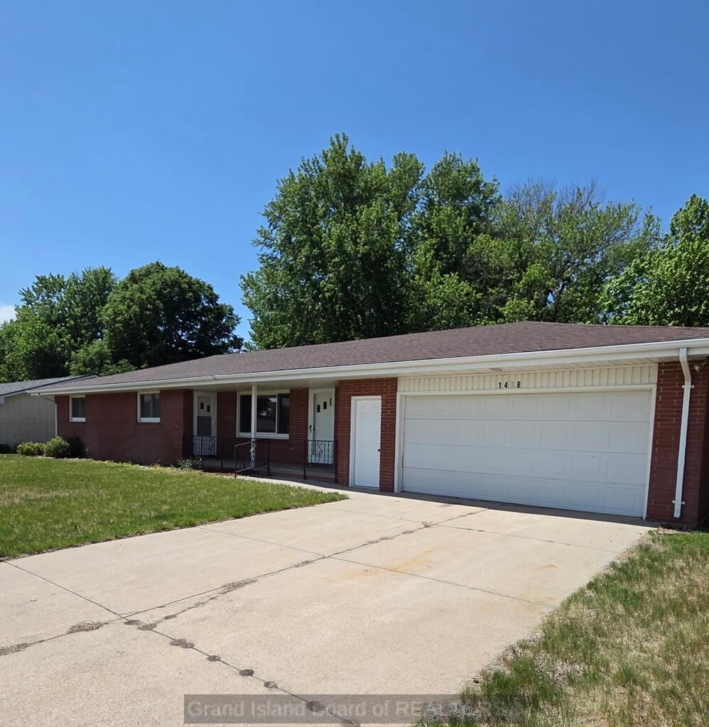 Property Photo:  1408 Main St  NE 68883 