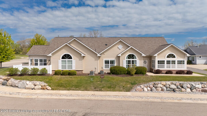 Property Photo: 3406 Hamlet Circle MI 48823