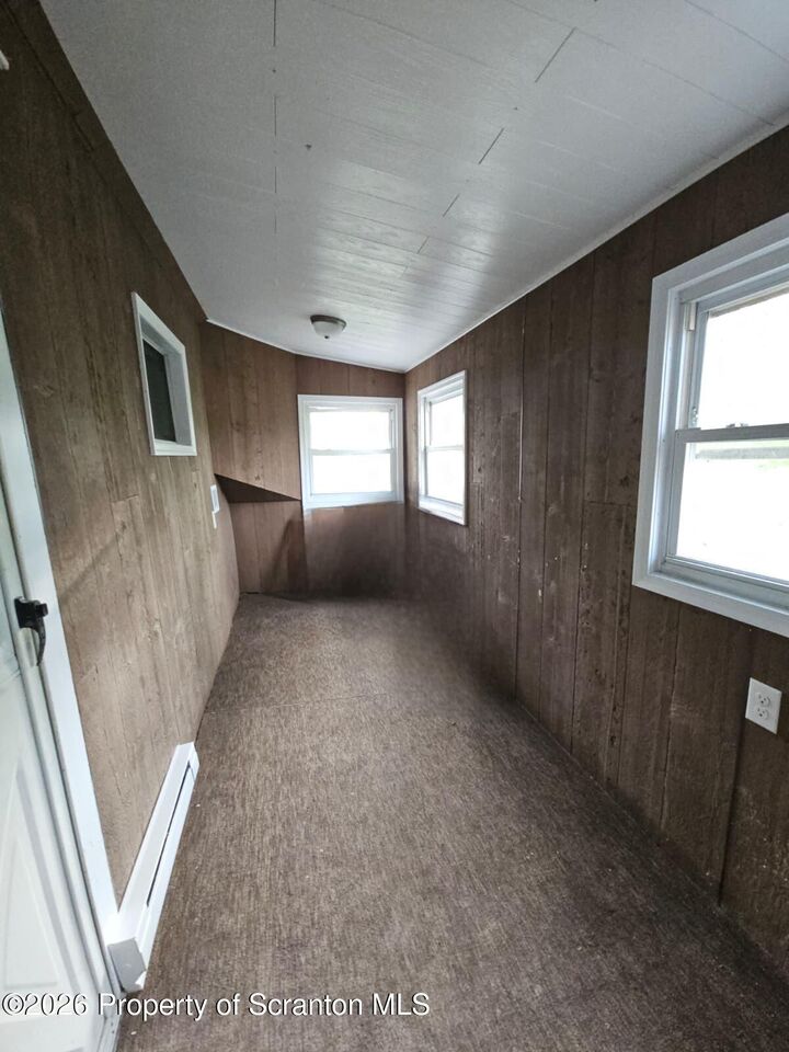 Property Photo:  853 Drinker Turnpike Fl 2  PA 18424 