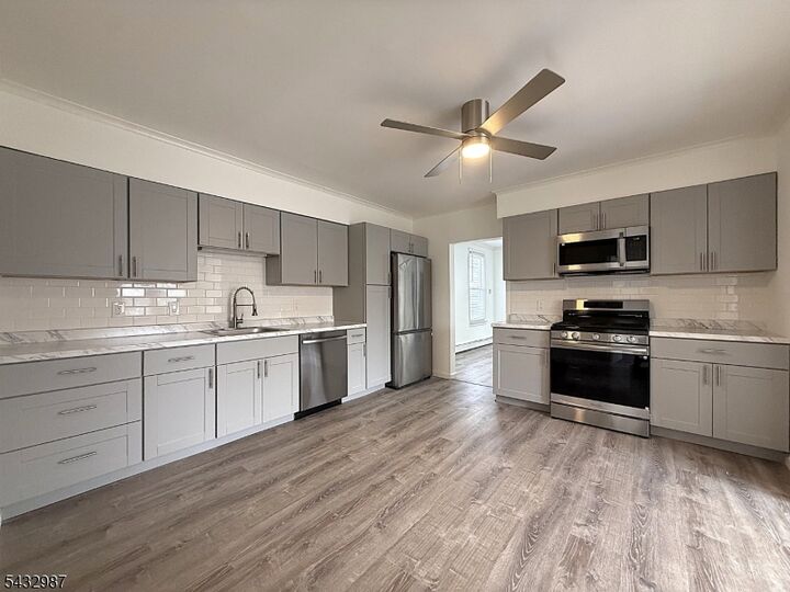 Property Photo:  189 William St  NJ 07109 