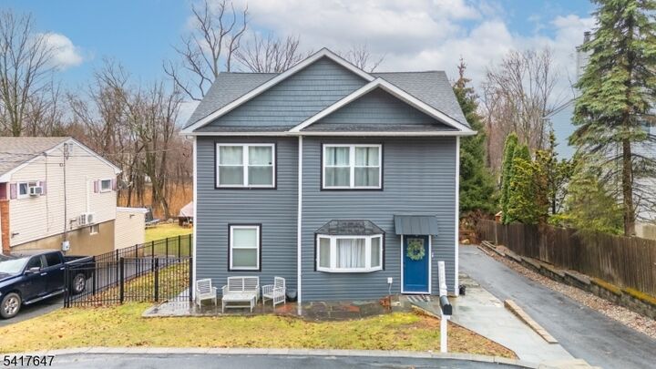 Property Photo:  9 Apache Trl  NJ 07866 
