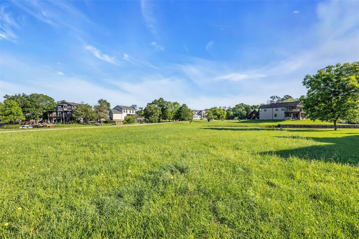 Property Photo: 1 Island Point TX 77340