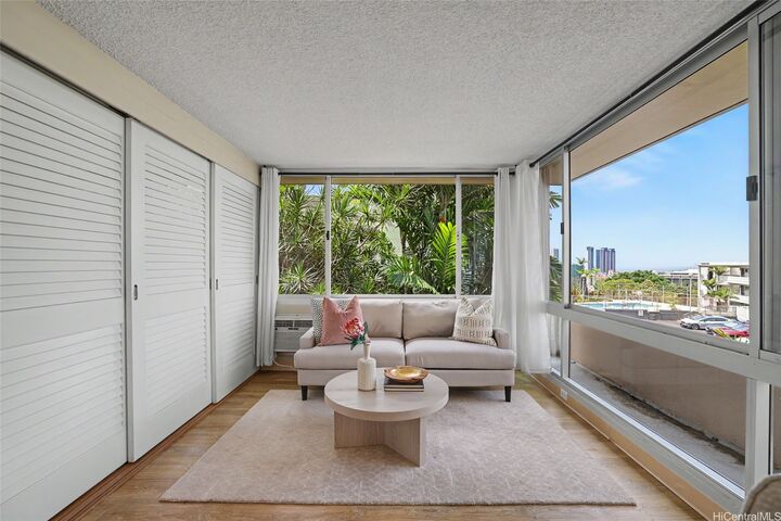 Property Photo:  255 Huali Street 204  HI 96813 