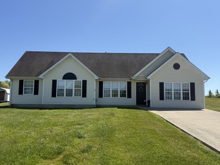 Property Photo:  56 Alder Court  KY 40744 