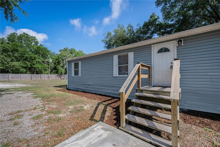 Property Photo:  39723 Pretty Pond Road  FL 33540 