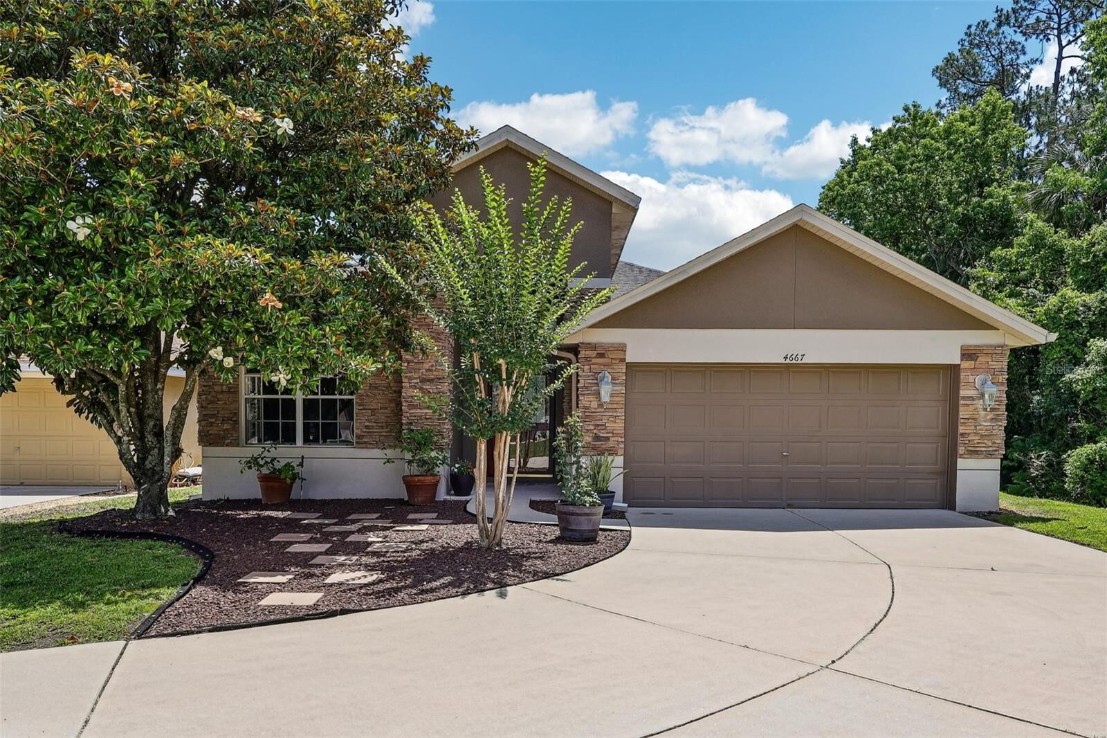 Property Photo:  4667 Redmond Place  FL 32771 