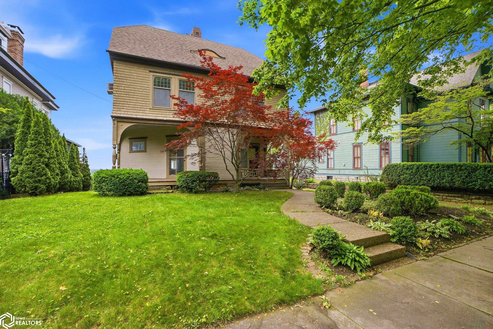 Property Photo:  1018 N 4th Street  IA 52601 