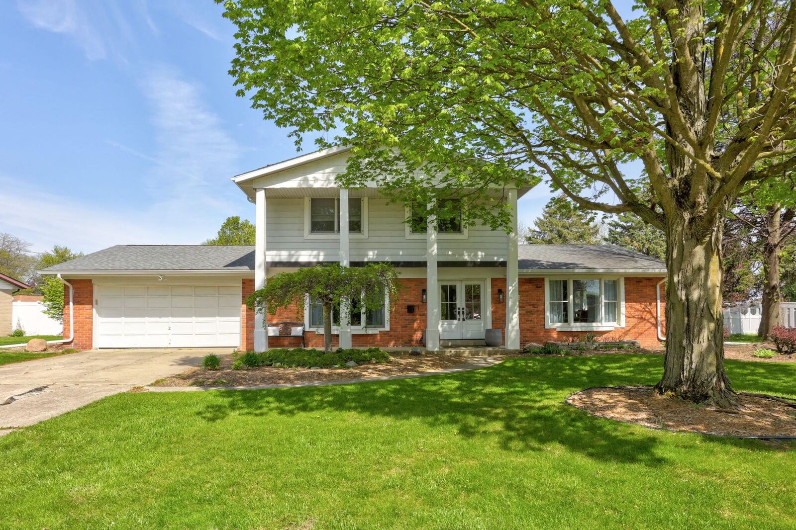 Property Photo:  405 Nickless Street  MI 48734 