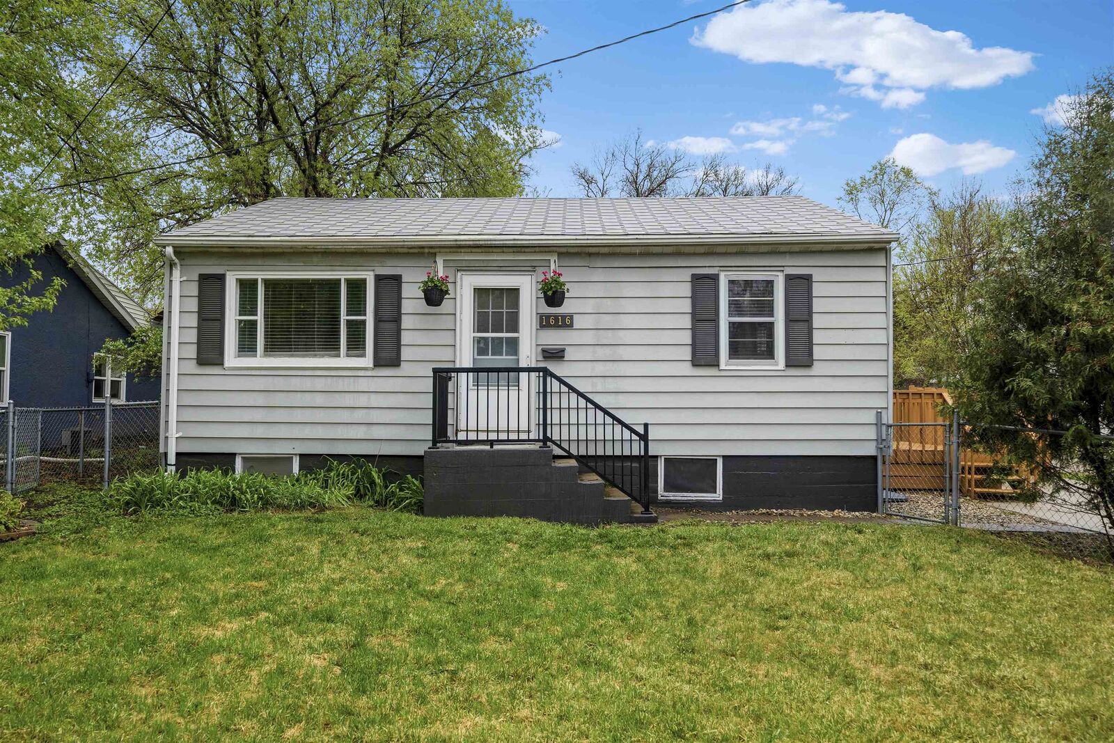 Property Photo:  1616 University Ave NW  ND 58703 