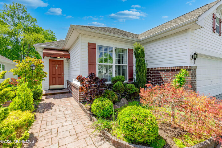 Property Photo:  53 Kingston Drive  NJ 08527 