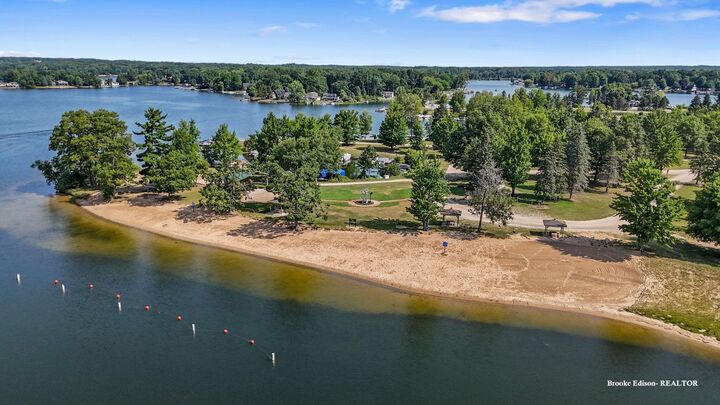 Property Photo:  9780 Alamo Court  MI 49346 