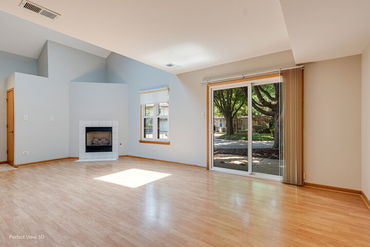 Property Photo:  964 Elderberry Circle 116  IL 60563 