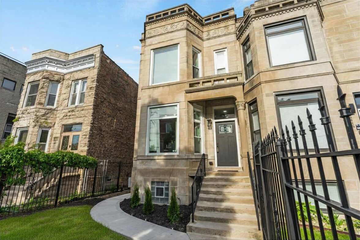 Property Photo: 6450 S Greenwood Avenue IL 60637