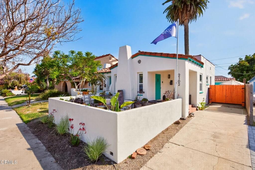 Property Photo:  2102-2104 Channel Drive  CA 93001 