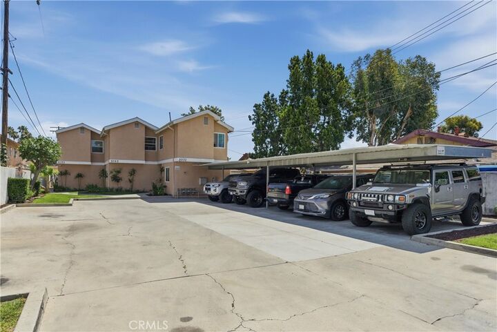 Property Photo:  1032 N Acacia Street  CA 92805 