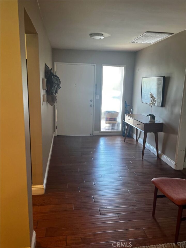 Property Photo:  5150 E Vista Hermosa Street  CA 90815 