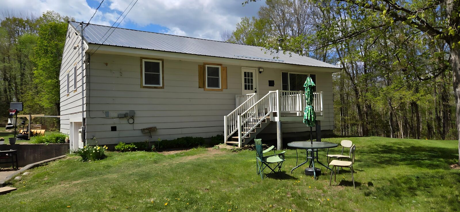 Property Photo: 980 Dover Road ME 04930