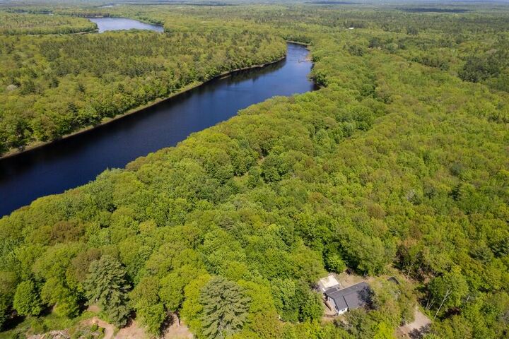 Property Photo:  53 Oak Point Lane  ME 04418 