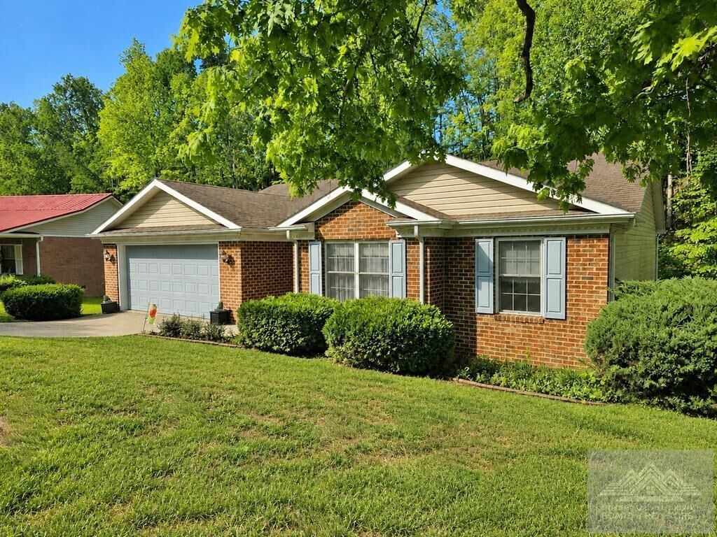 Property Photo:  167 Doewood Drive  WV 24740 