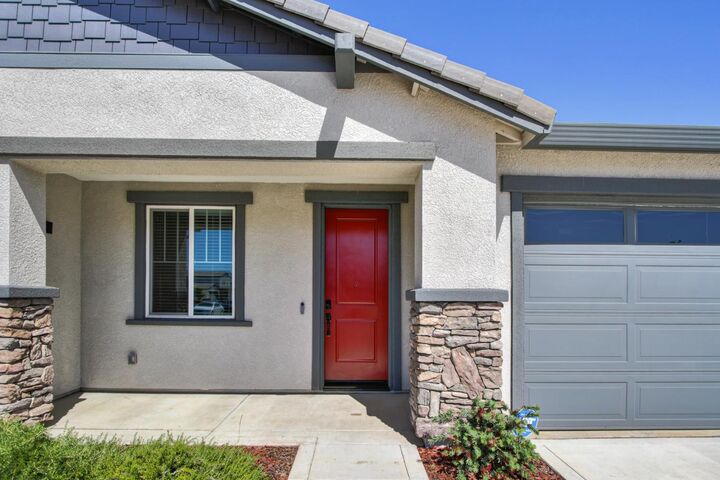 Property Photo: 4121 Peak Court CA 95742