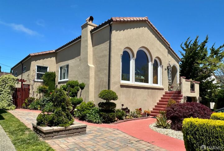 Property Photo: 254 La Cruz Avenue CA 94030