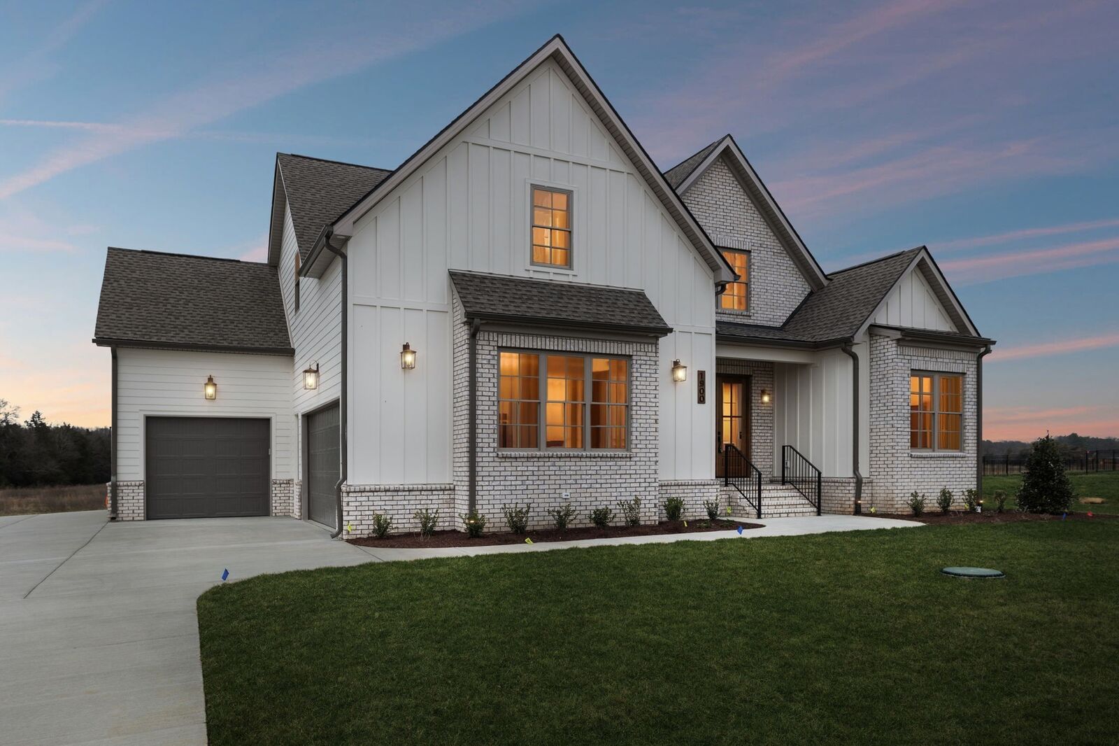 Property Photo:  1900 Martha Washington Way  TN 37130 