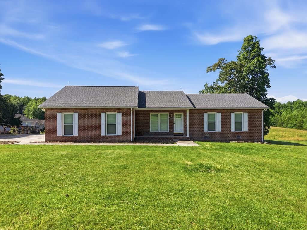 Property Photo:  4000 Verble Sherrell Rd  TN 38506 