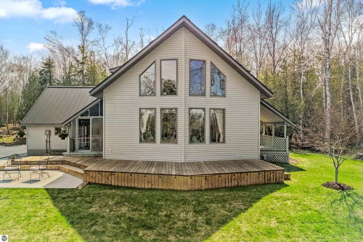 Property Photo:  3998 N US-23 N  MI 49779 