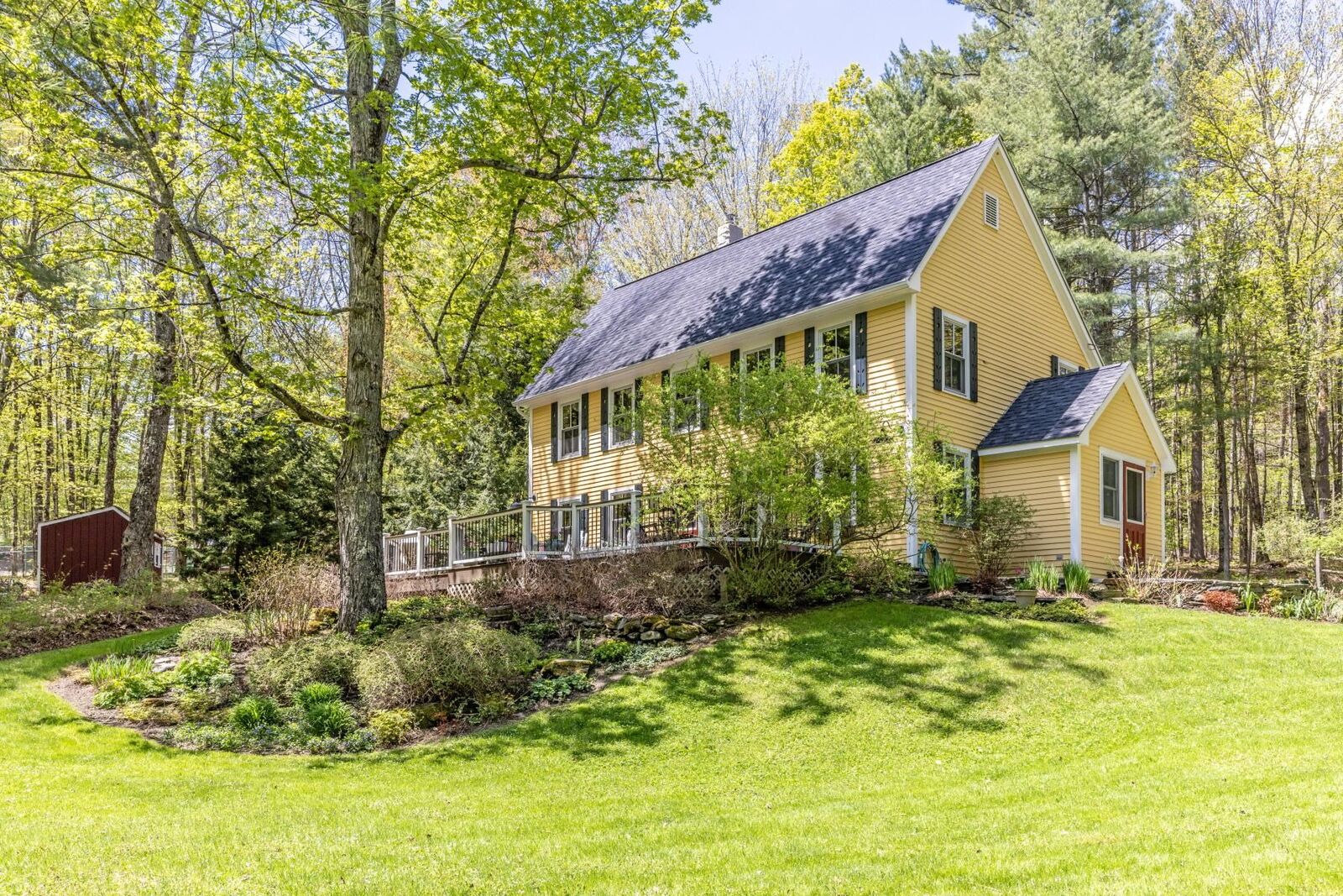 Property Photo: 409 Hollow View Road VT 05672