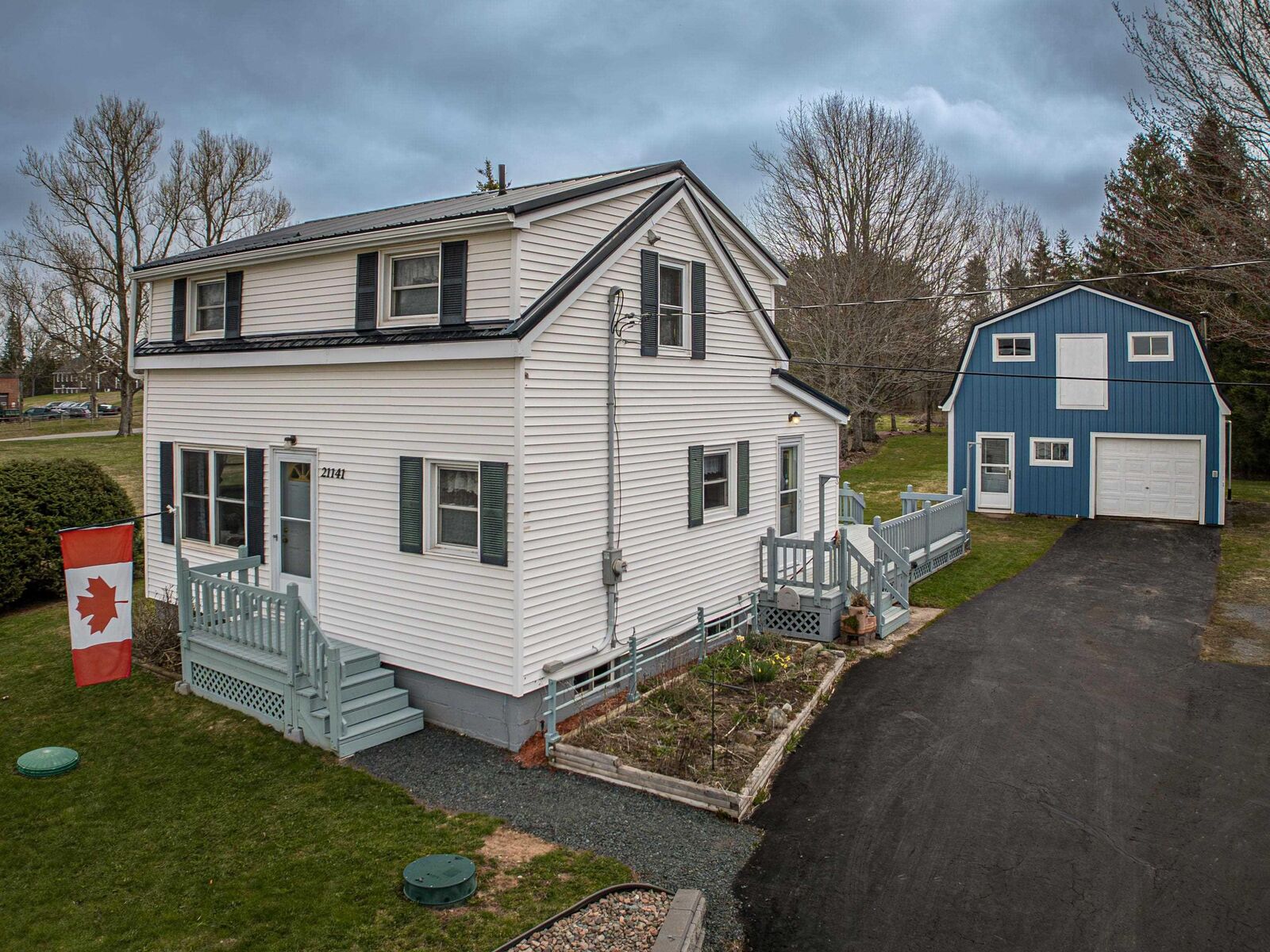 Property Photo: 21141 Highway 2 NS B0N 2H0