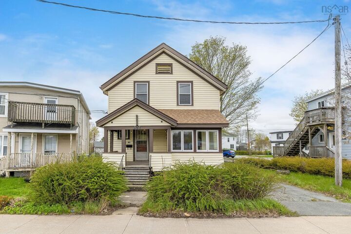 Property Photo:  206 Pleasant Street  NS B2Y 3R6 