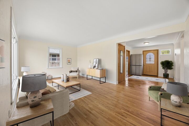 Property Photo: 1652 Atlantic Street MN 55106