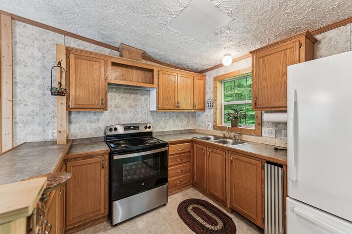 Property Photo: 33315 State Highway 13 WI 54814