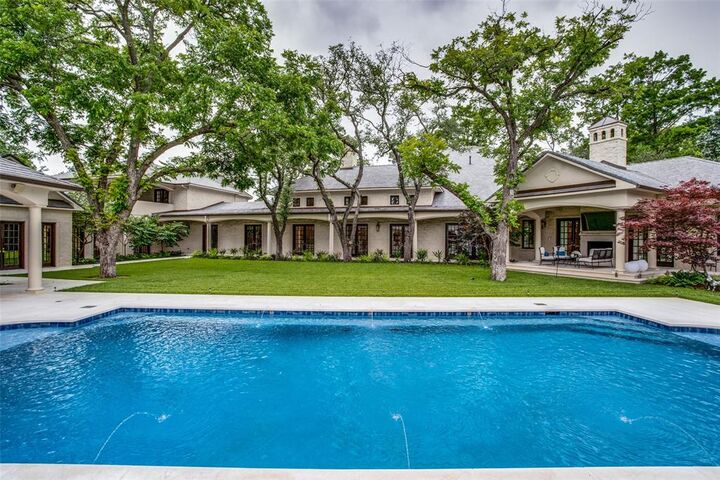 Property Photo:  9520 Hathaway Street  TX 75220 
