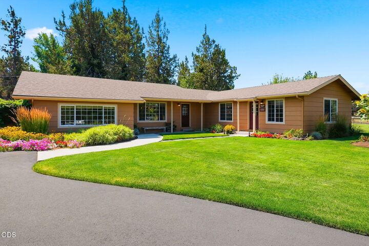 Property Photo:  22539 Martee Lane  OR 97701 