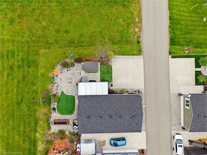 Property Photo: 4449 Milburough Line 2 Cedar Street ON L7P 0C2