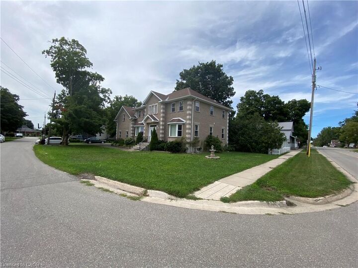 Property Photo:  4 Palmer Street  ON N0E 1S0 