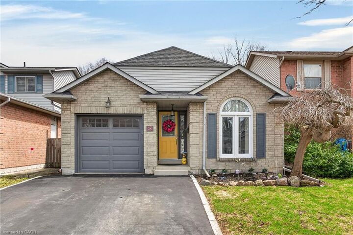 Property Photo:  23 Juliebeth Drive  ON L9B 2N6 