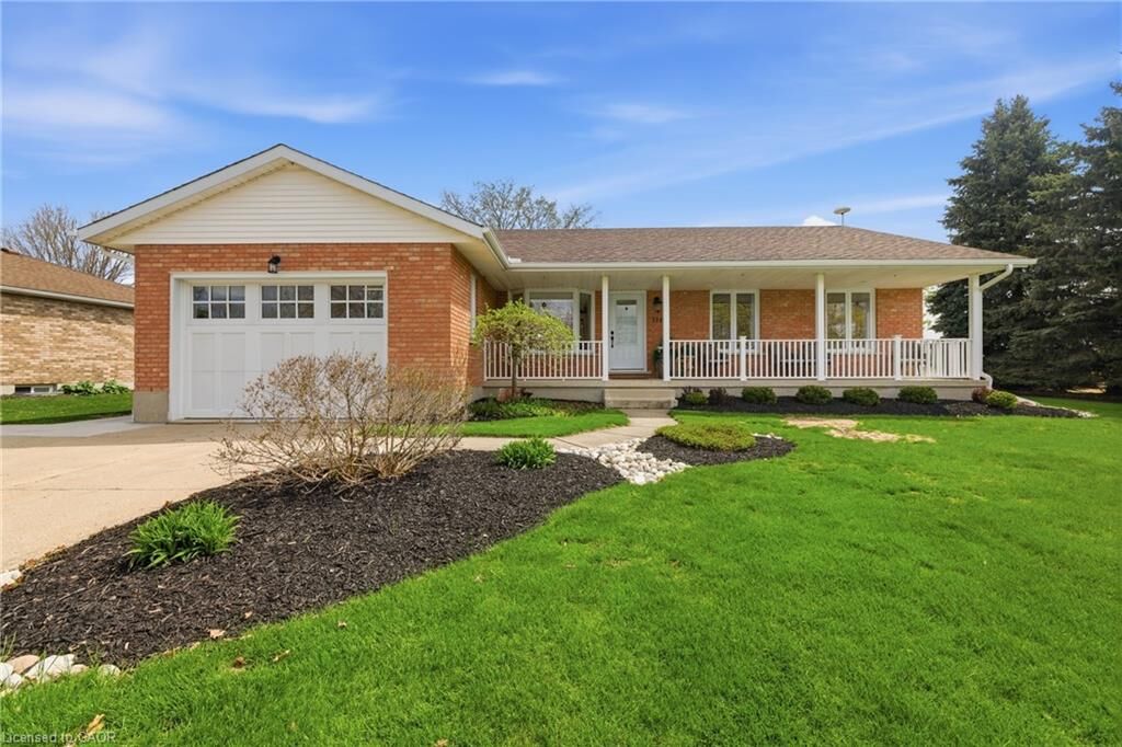 Property Photo:  116 Baird Street  ON N0J 1B0 
