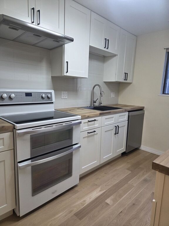 Property Photo:  44 Village Hill Lane 44  MA 01760 