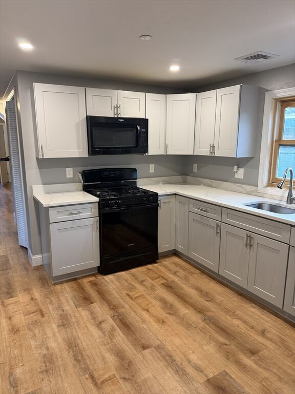 Property Photo: 47 Dale St 3 MA 02111